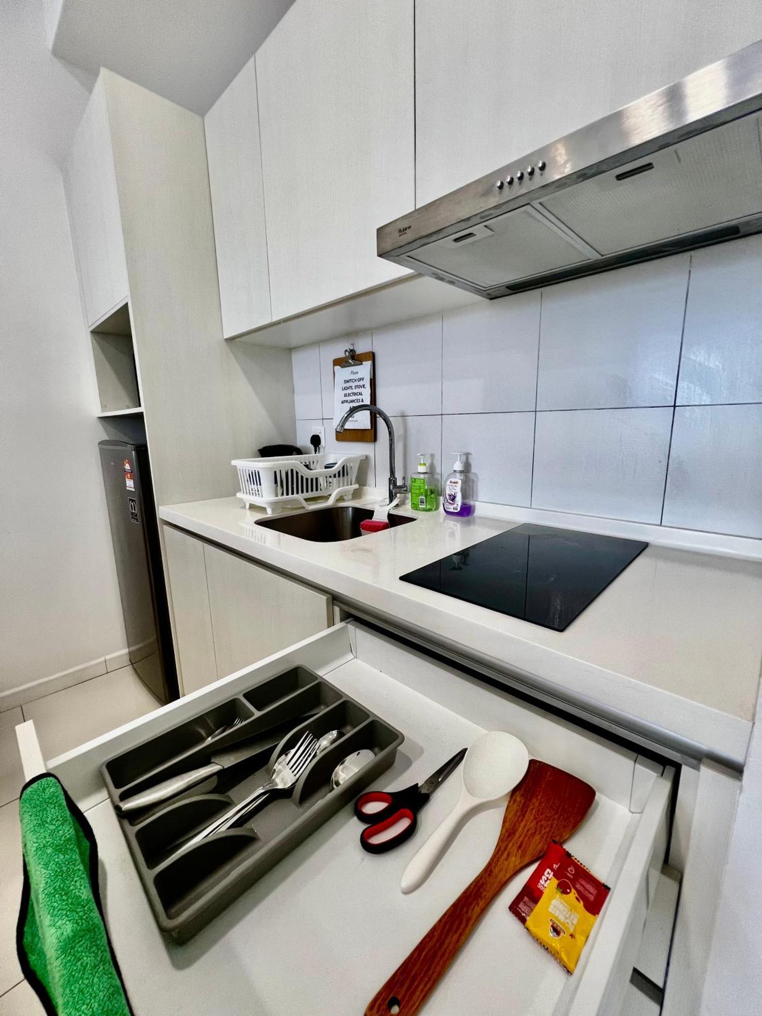 Chambers Klcc Apartment