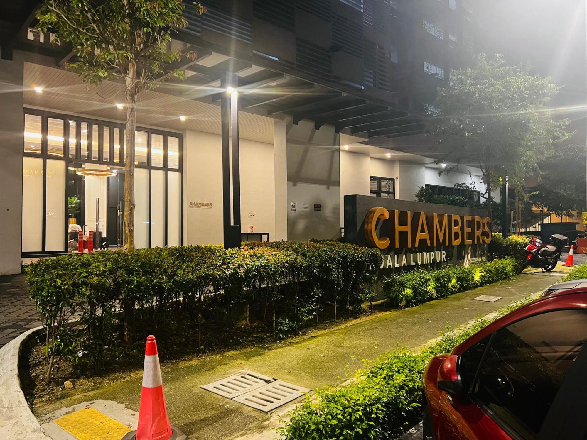 Chambers Klcc Apartment *