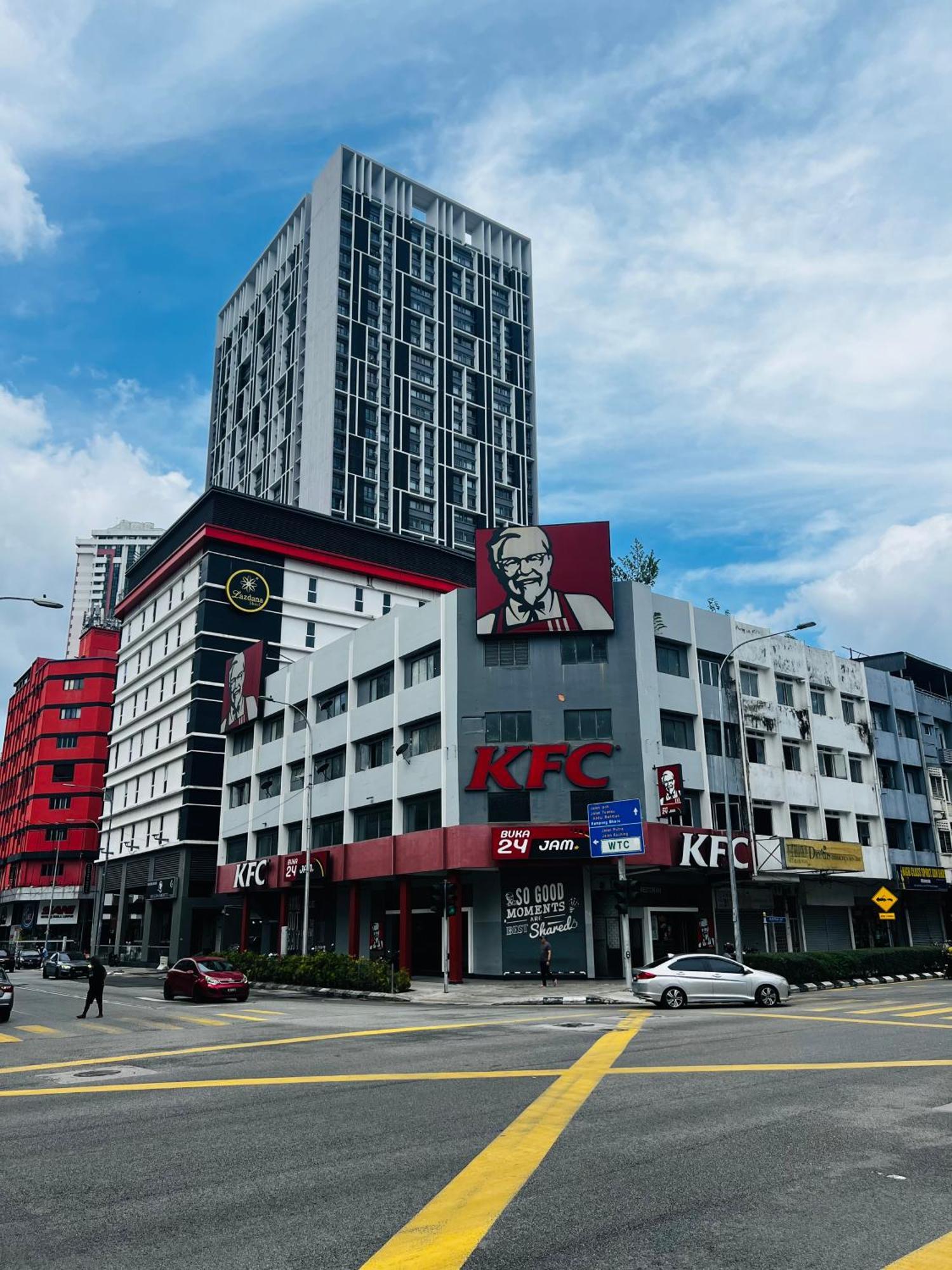 Chambers Klcc Apartment