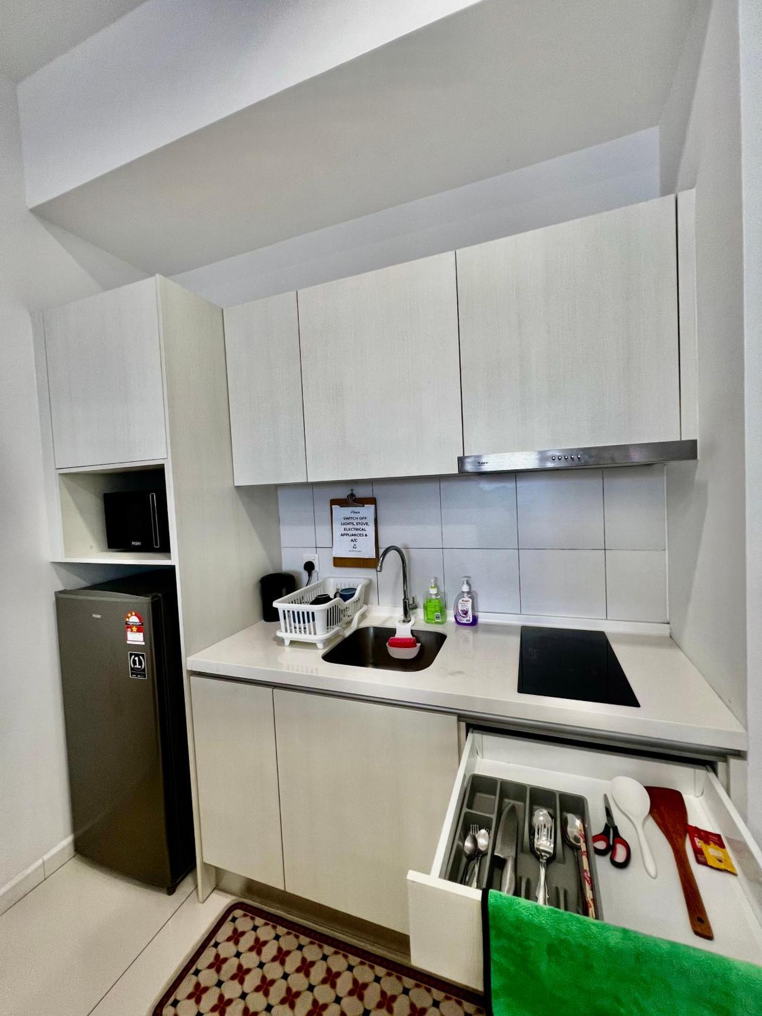 Chambers Klcc Apartment